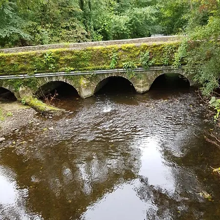 The Courtyard !!!! كيلارني